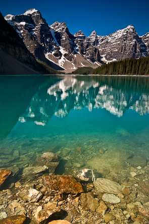 Moraine Lake, Banff National Park, Alberta, Canada